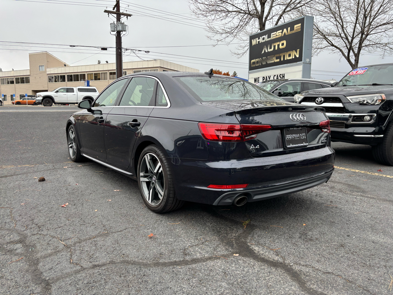 Audi A4 2.0T Premium Plus quattro Sedan 2017 Audi A4 2.0T Premium Plus quattro Sedan 2017