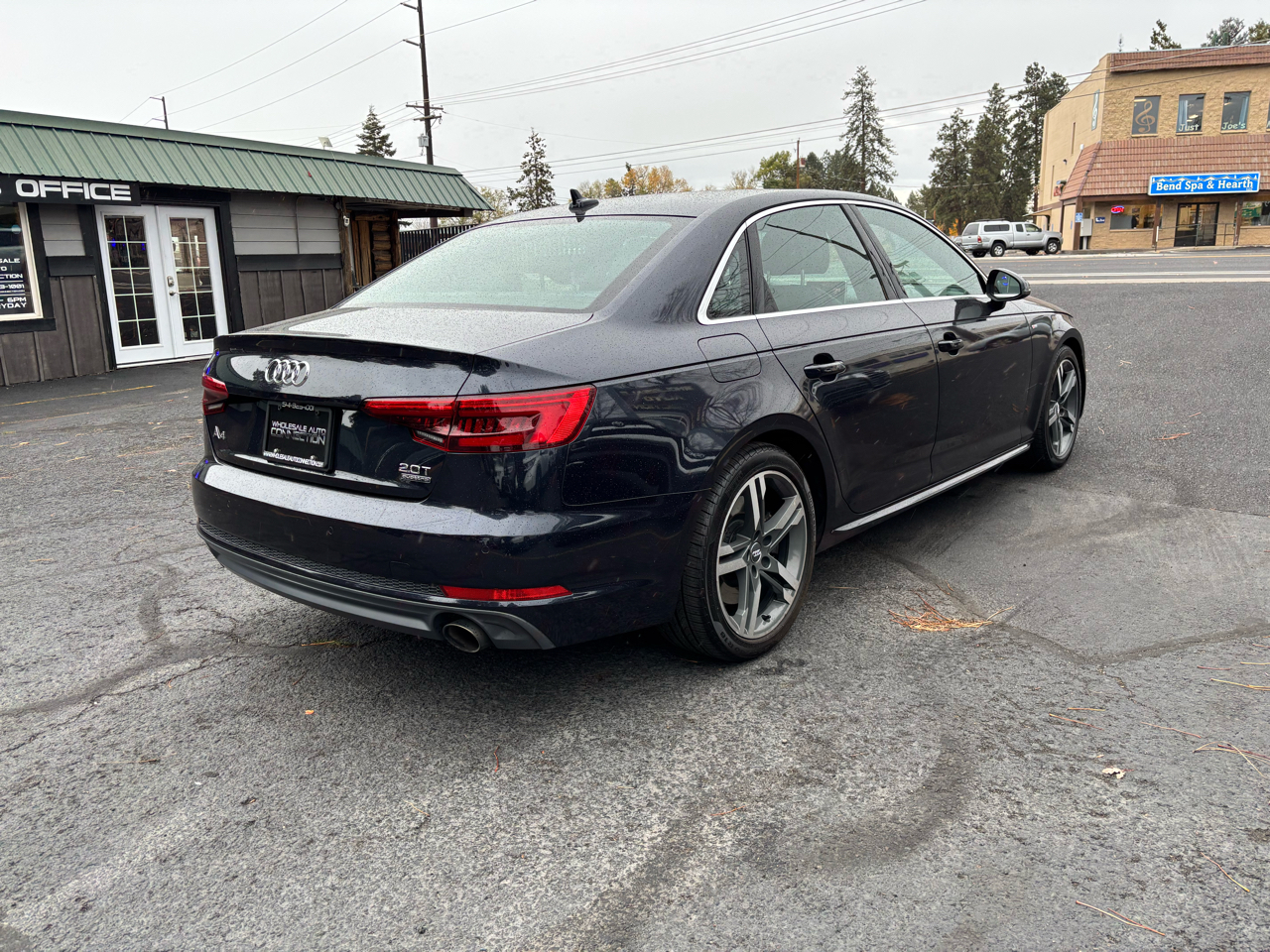 Audi A4 2.0T Premium Plus quattro Sedan 2017 Audi A4 2.0T Premium Plus quattro Sedan 2017