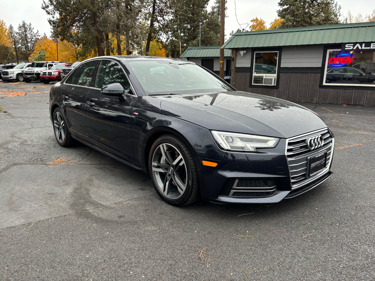 Audi A4 2.0T Premium Plus quattro Sedan 2017 Audi A4 2.0T Premium Plus quattro Sedan 2017