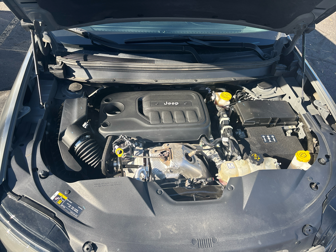 Jeep Cherokee Latitude Lux 4x4 2022 Jeep Cherokee Latitude Lux 4x4 2022