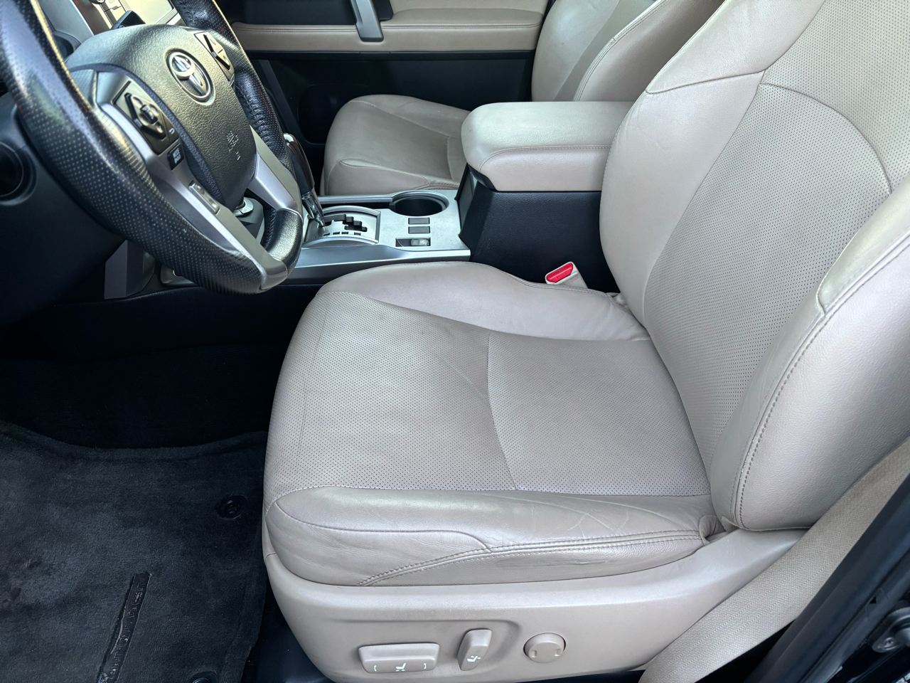 2015 Toyota 4Runner Limited V6 4WD photo 4