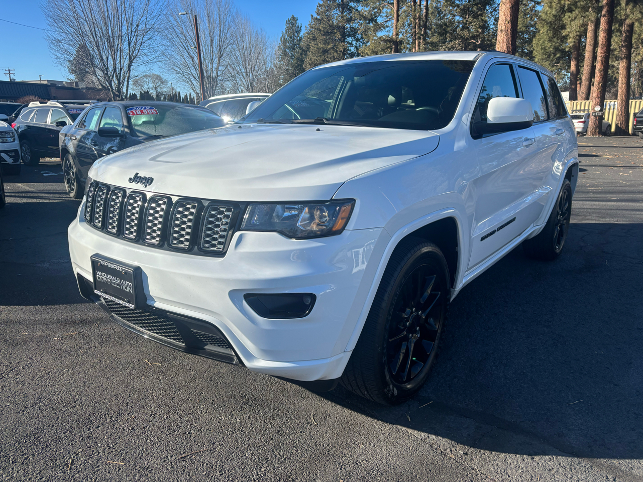 2019 Jeep Grand Cherokee Altitude's photo