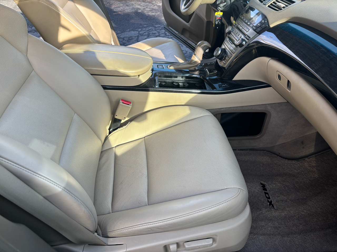 Acura MDX Sport Package and Entertainment Package 2009