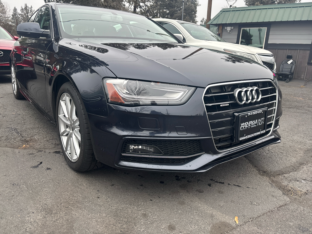 Audi A4 2.0T Sedan quattro Tiptronic 2015