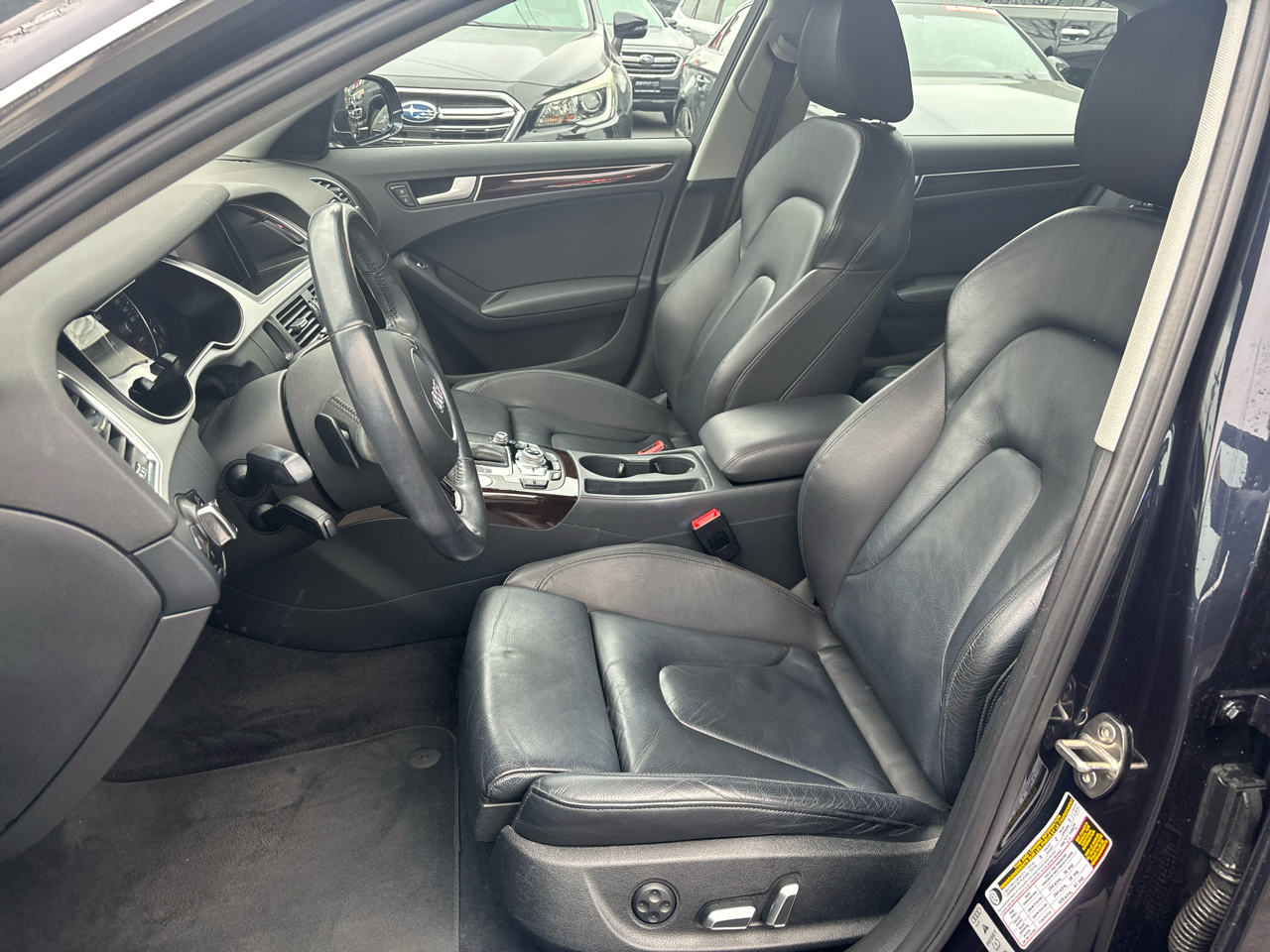 Audi A4 2.0T Sedan quattro Tiptronic 2015