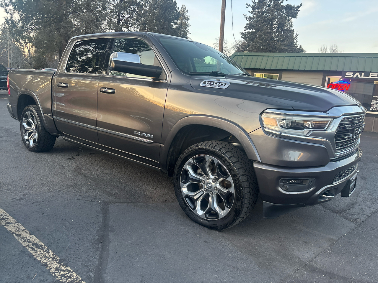 RAM 1500 Limited Crew Cab SWB 4WD 2020