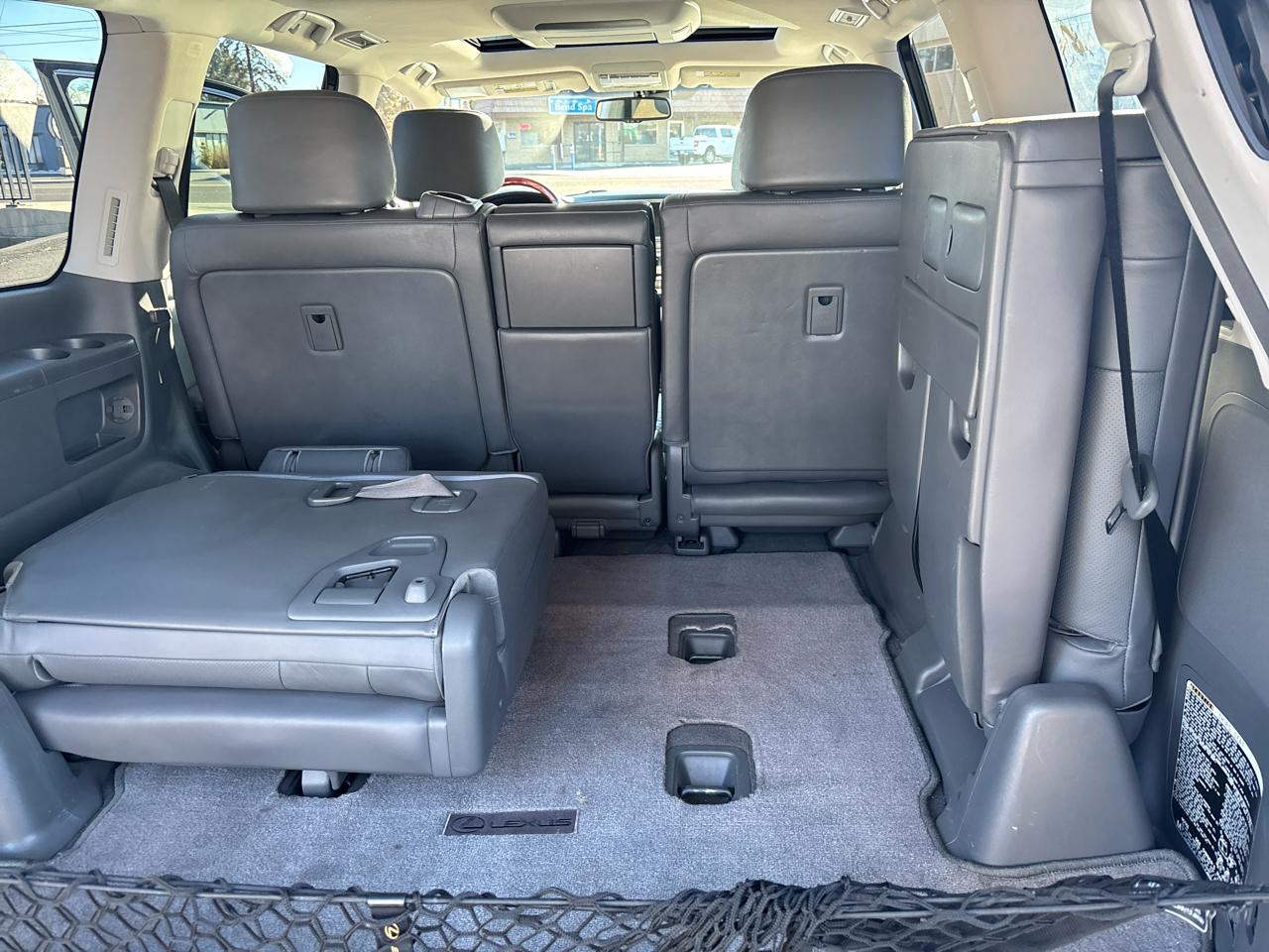 Lexus LX 570 Sport Utility 2010