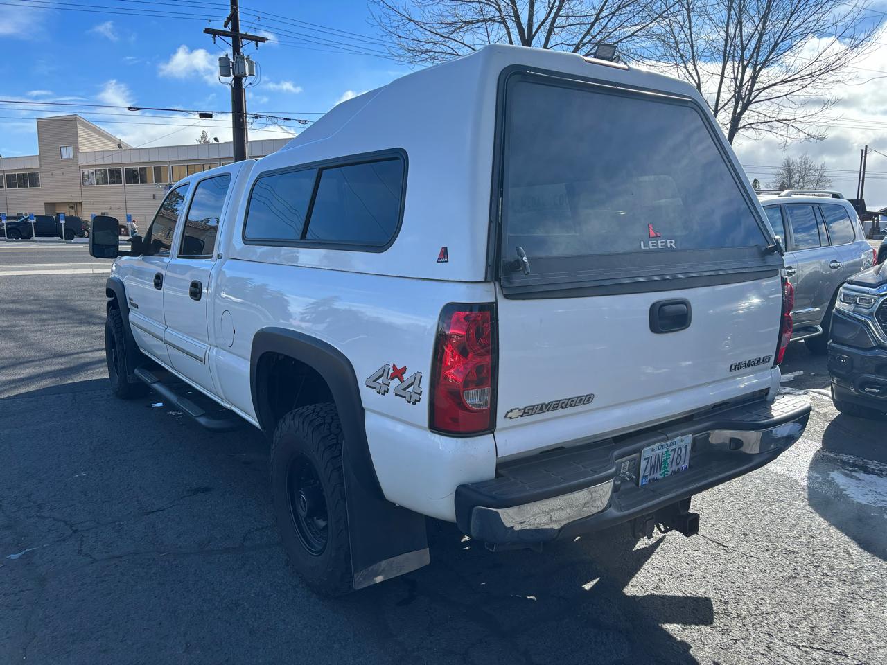 Chevrolet Silverado 2500HD Crew Cab Short Bed 4WD 2003