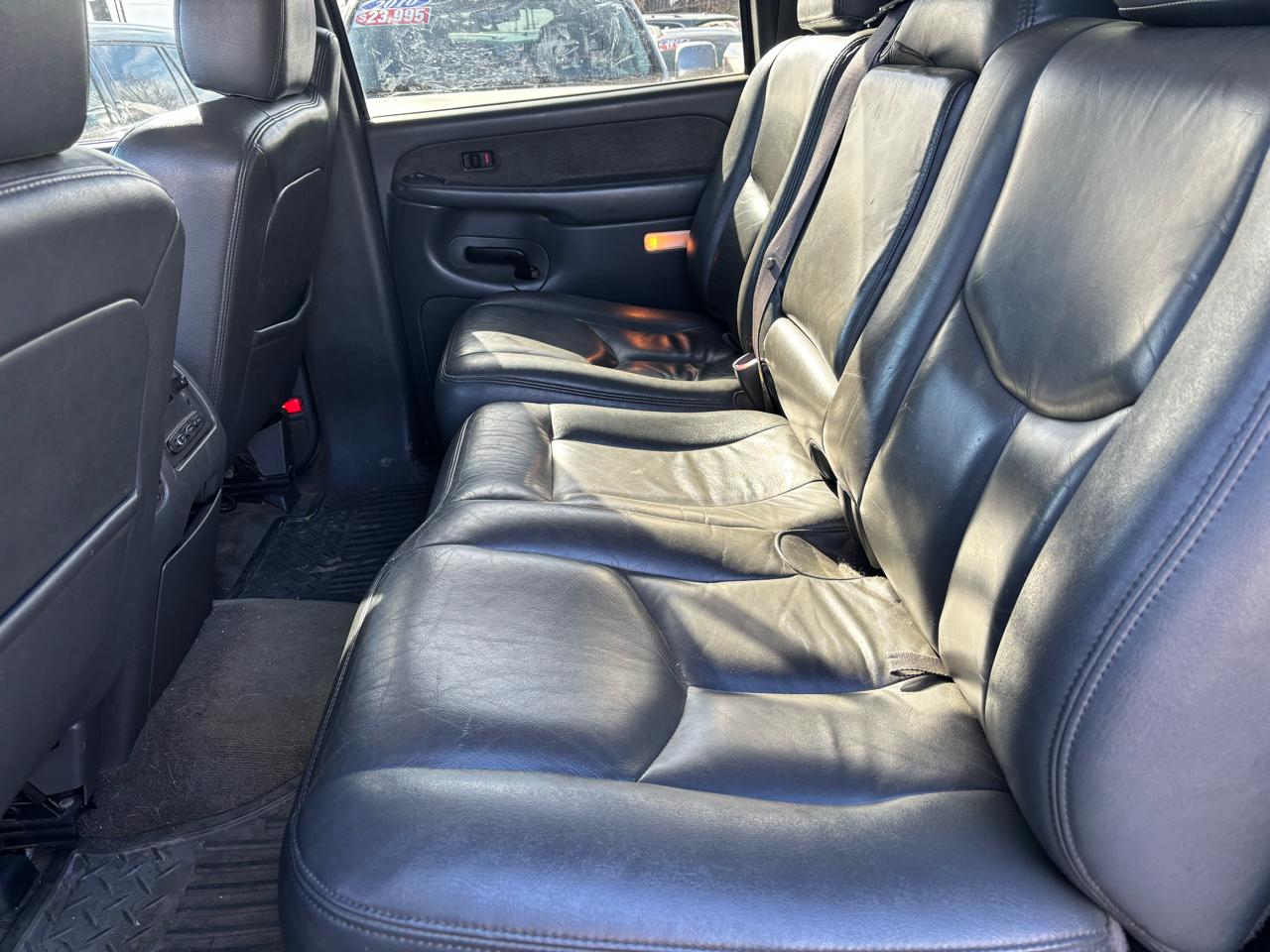 Chevrolet Silverado 2500HD Crew Cab Short Bed 4WD 2003