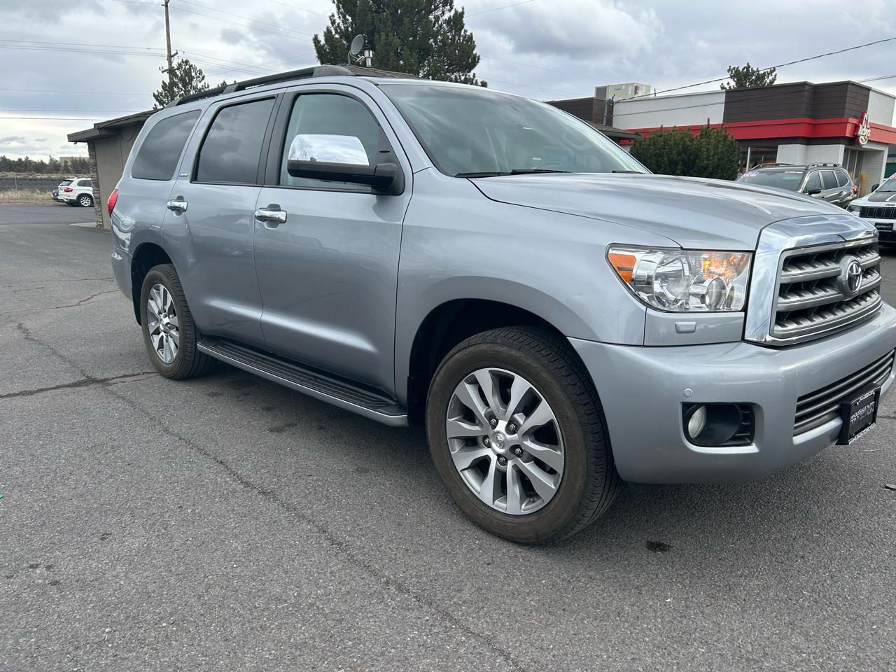 Toyota Sequoia Limited 4WD 2017