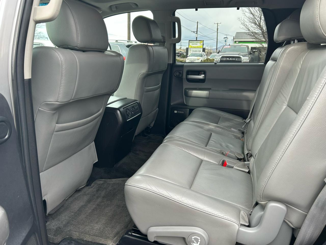 Toyota Sequoia Limited 4WD 2017