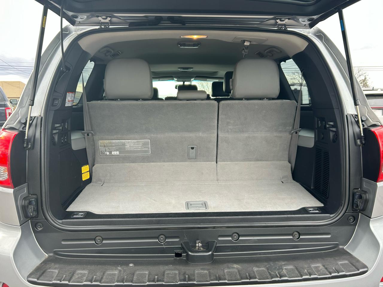 Toyota Sequoia Limited 4WD 2017