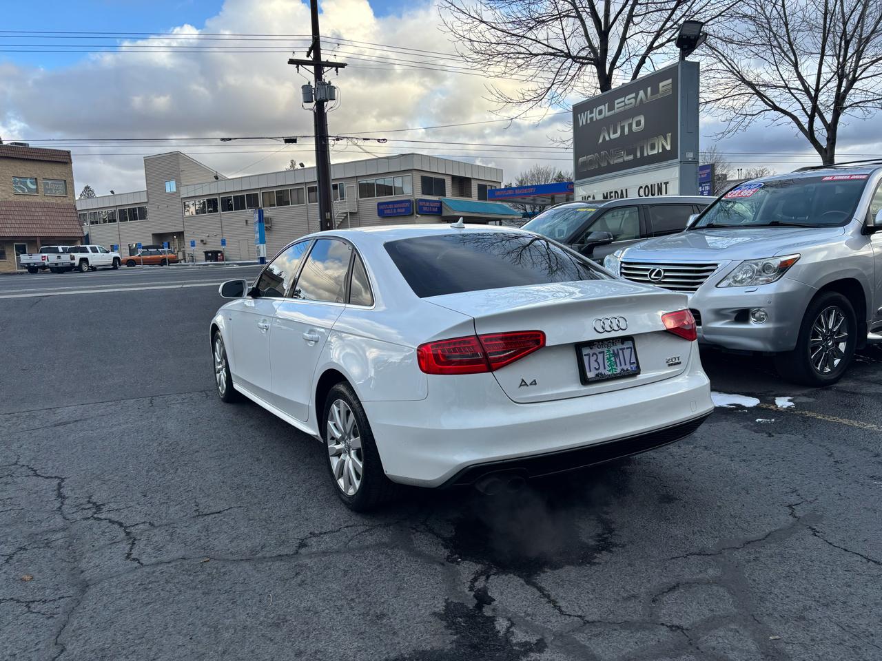 Audi A4 2.0T Sedan quattro Tiptronic 2015