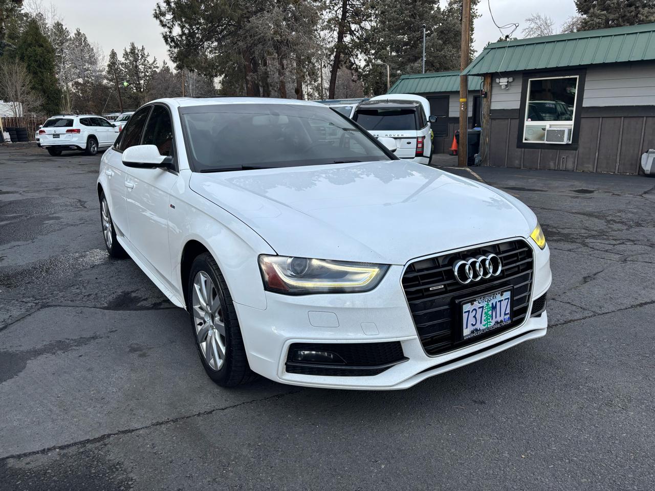Audi A4 2.0T Sedan quattro Tiptronic 2015