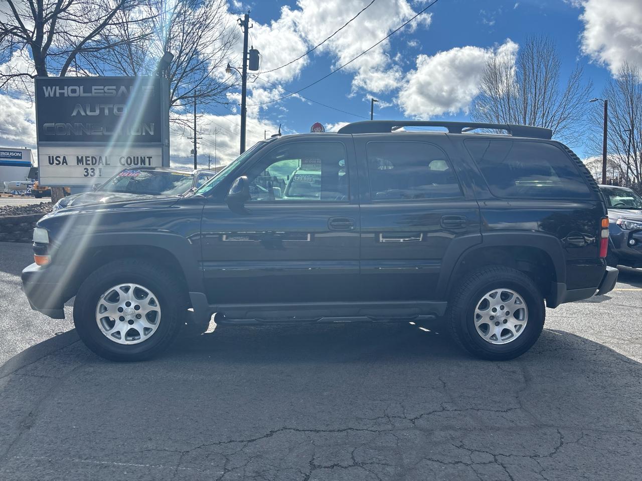 Chevrolet Tahoe 4WD 2004