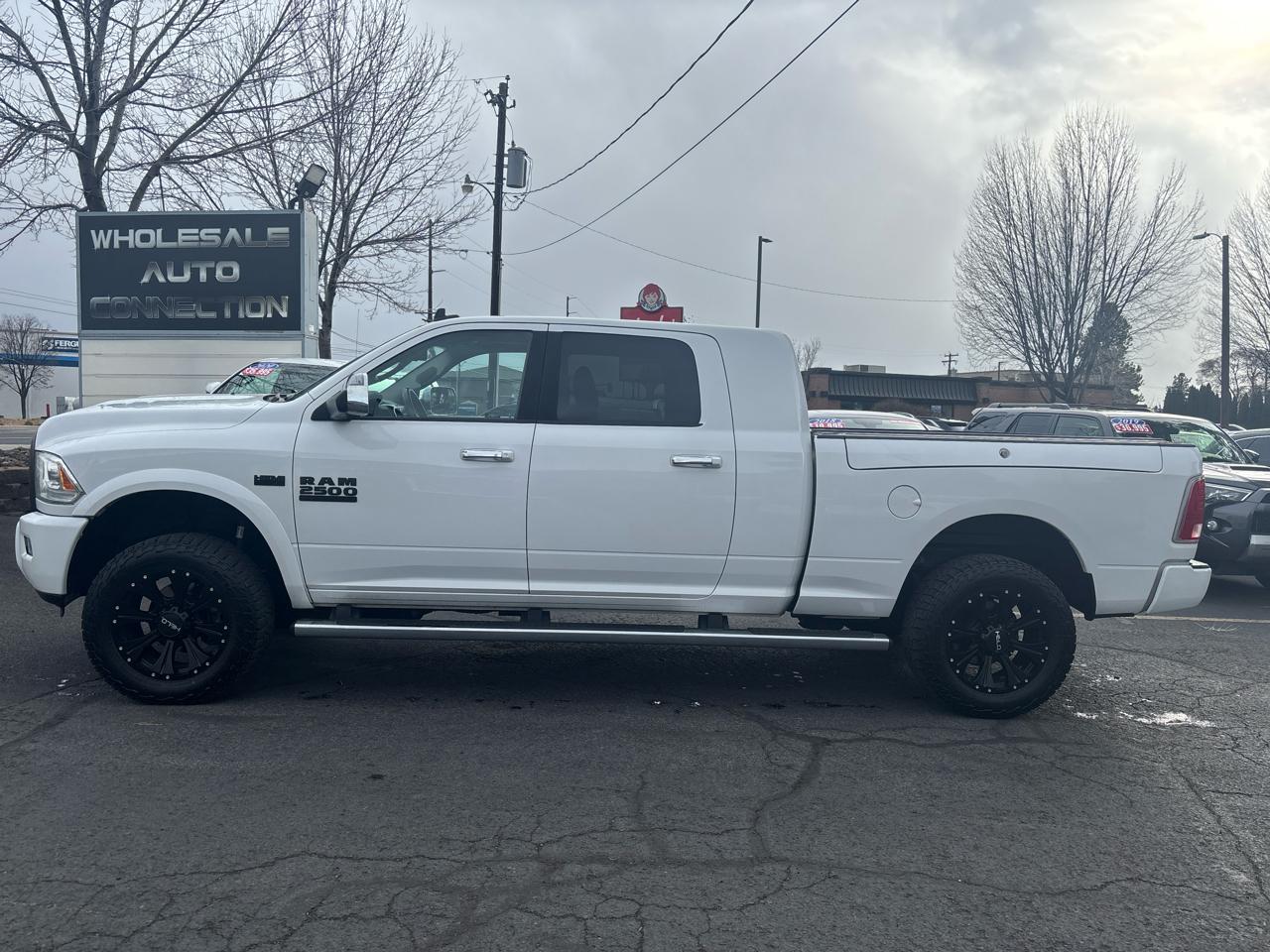 RAM 2500 Longhorn Mega Cab SWB 4WD 2015