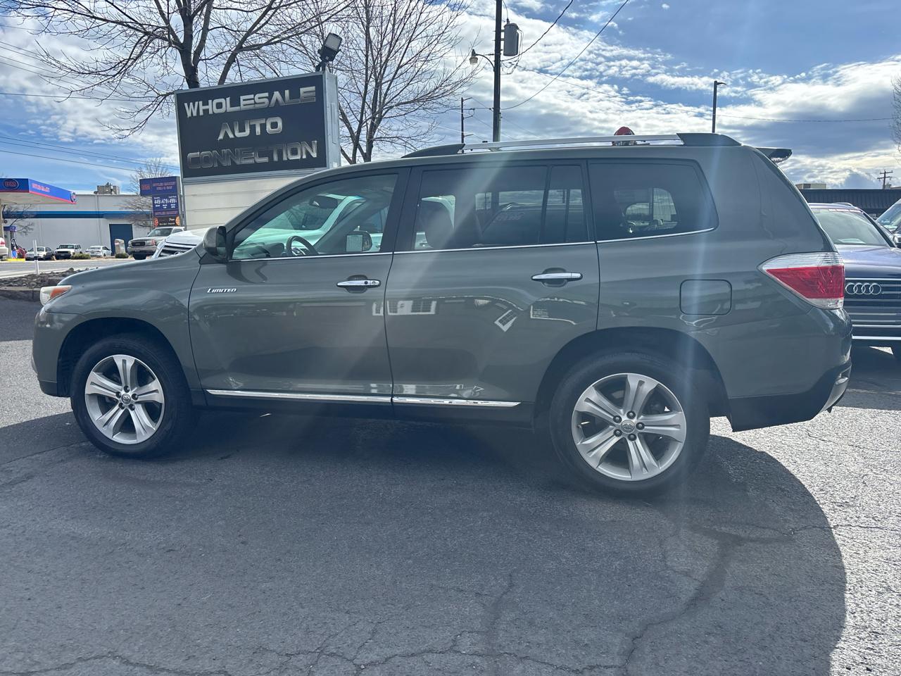 Toyota Highlander Limited 4WD 2013