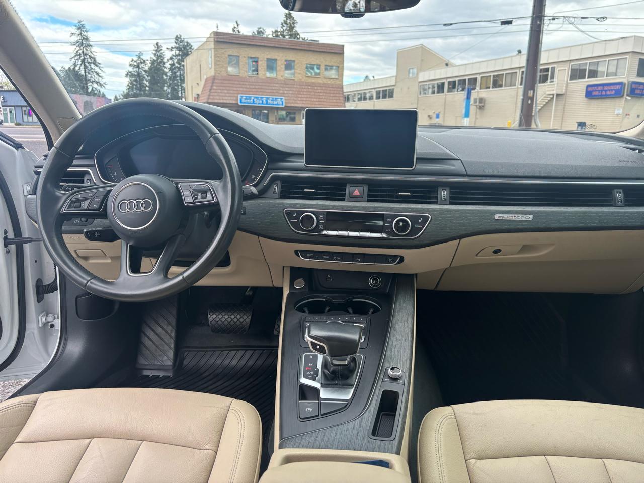 Audi A4 2.0 TFSI Premium Plus quattro 7A 2018