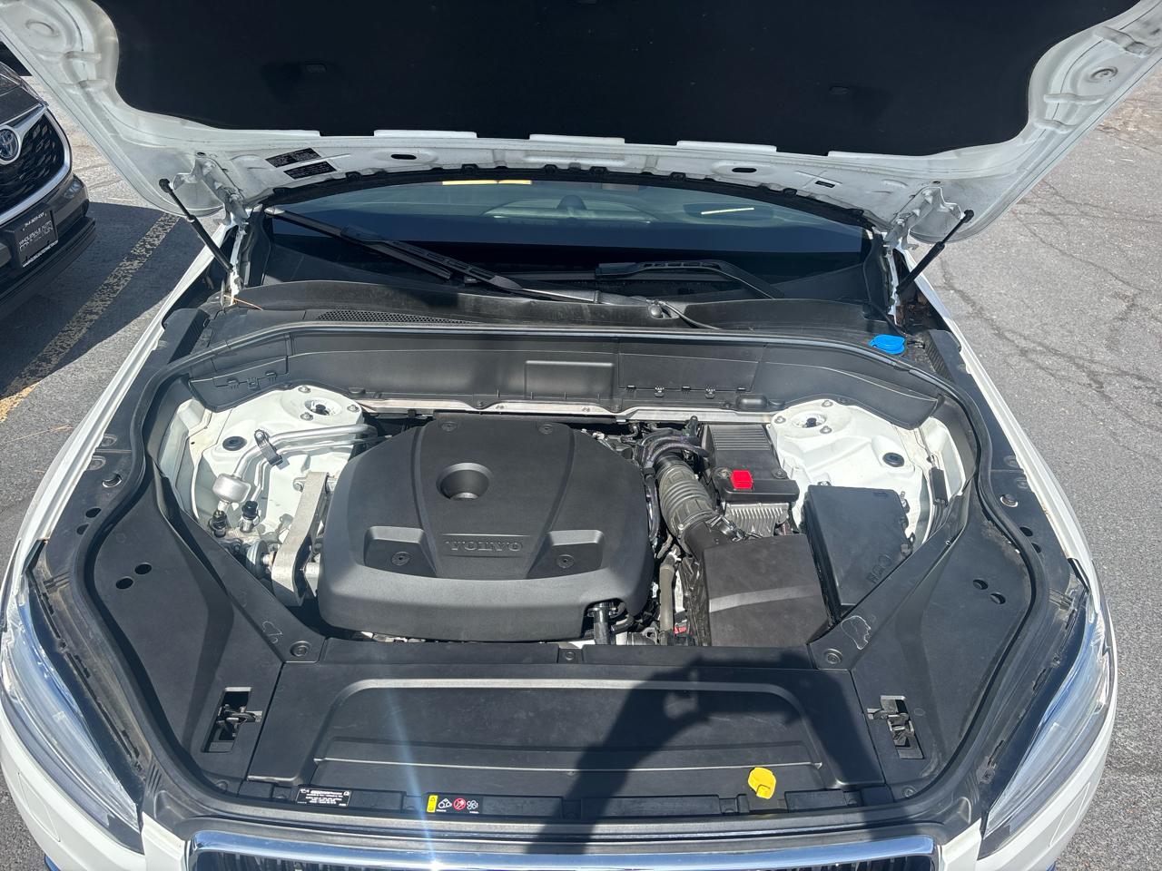 Volvo XC90 T6 Momentum AWD 2018