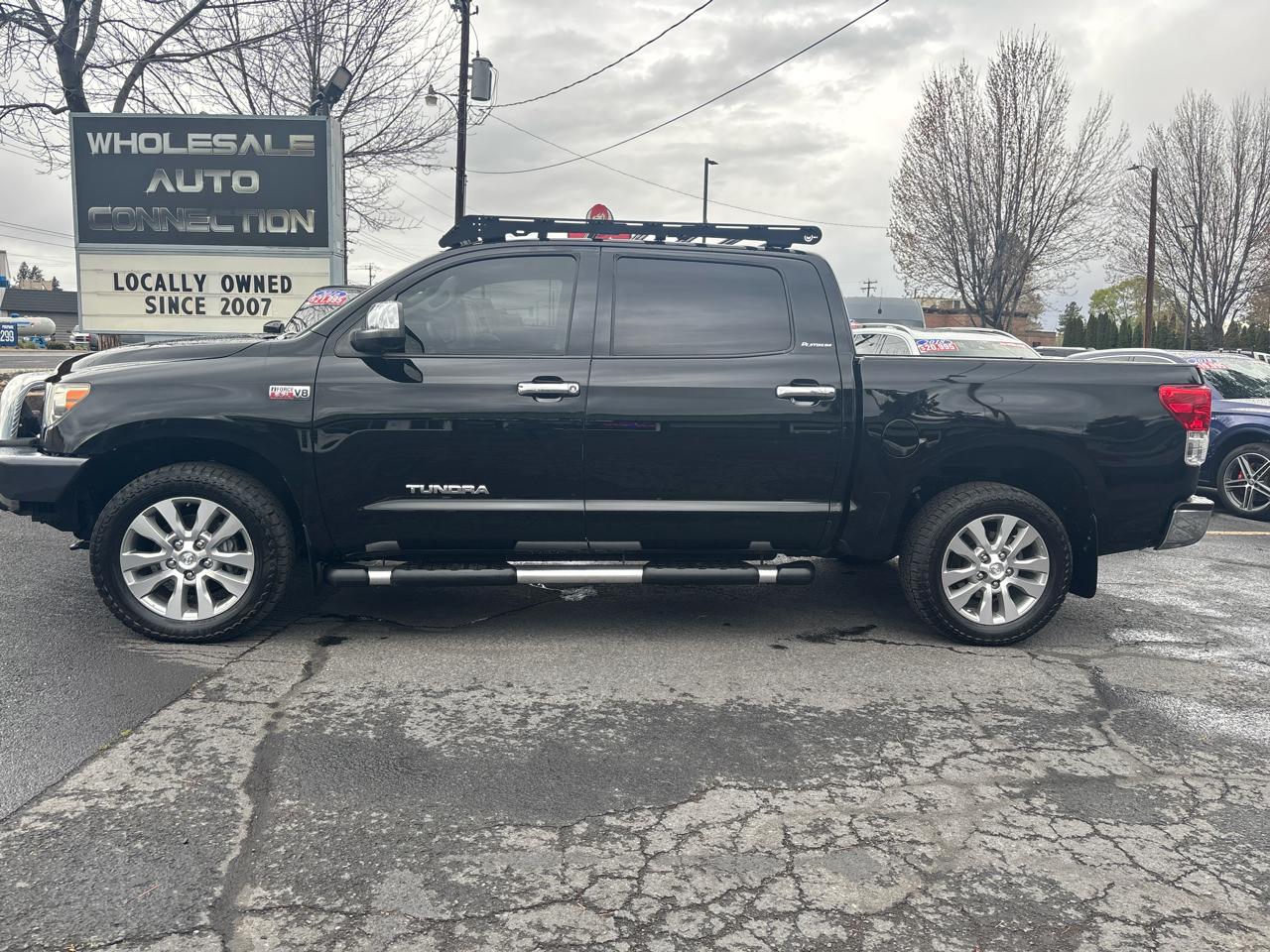 Toyota Tundra Platinum CrewMax 5.7L 4WD 2010