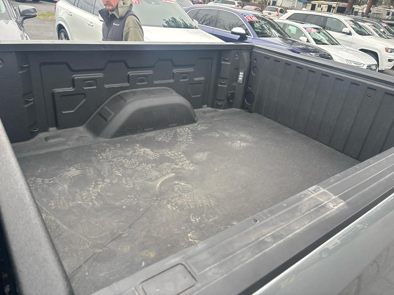 Chevrolet Silverado 1500 4WD Double Cab 147" RST 2024