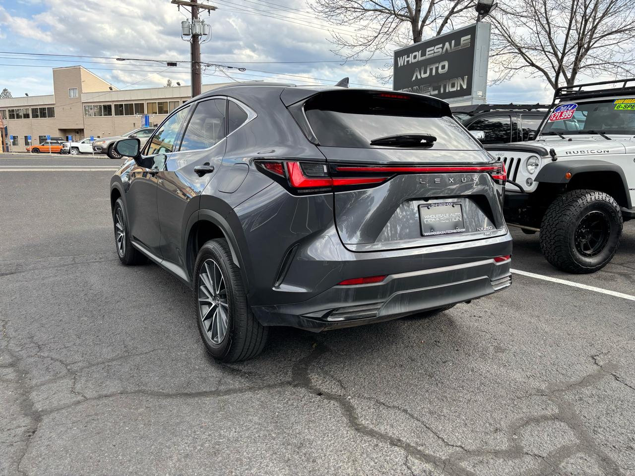 Lexus NX 250 Base AWD 2022