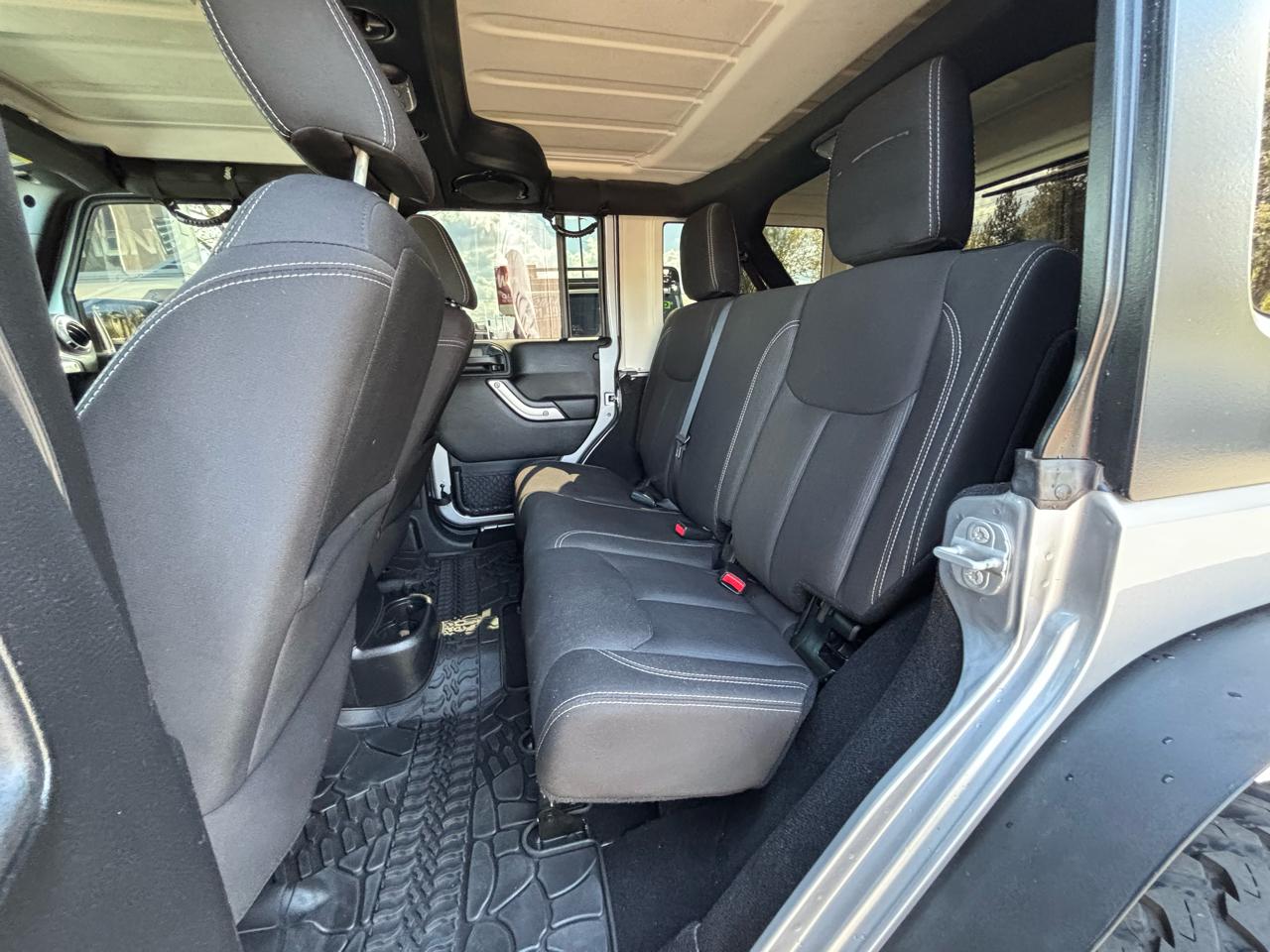 Jeep Wrangler Unlimited Rubicon 4WD 2014