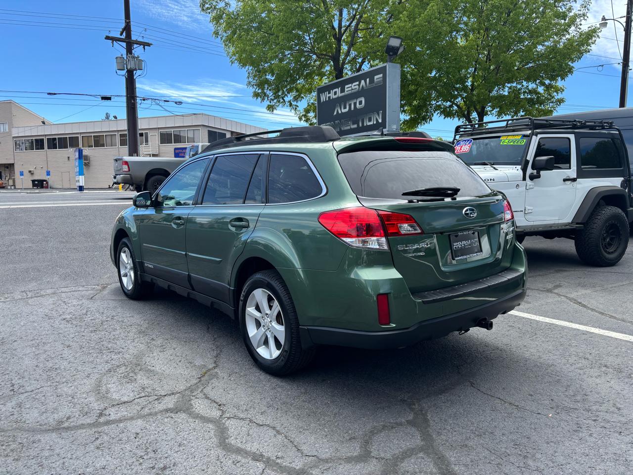 Subaru Outback 2.5i Premium 2013