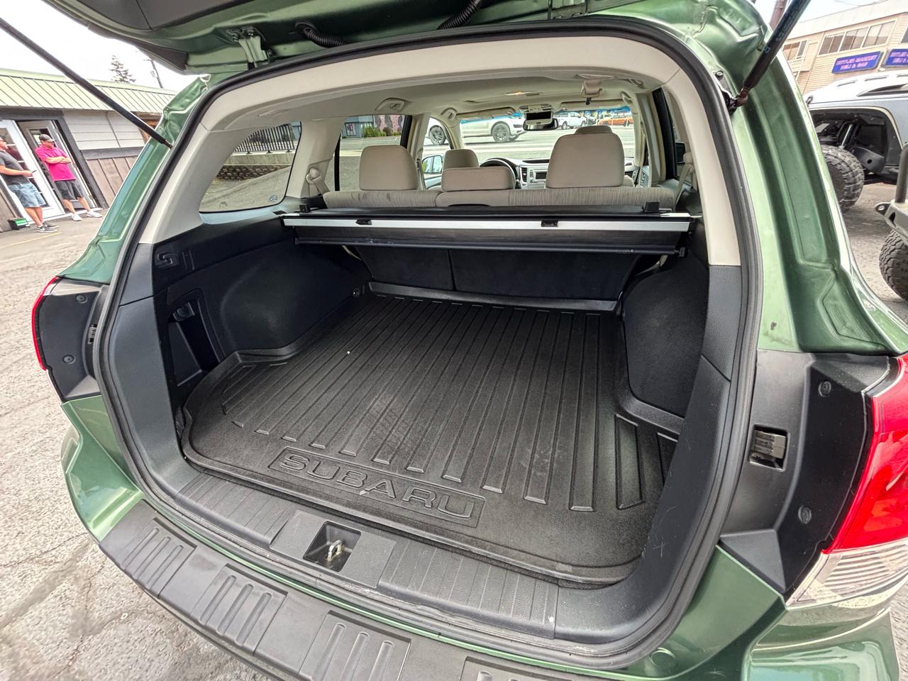 Subaru Outback 2.5i Premium 2013
