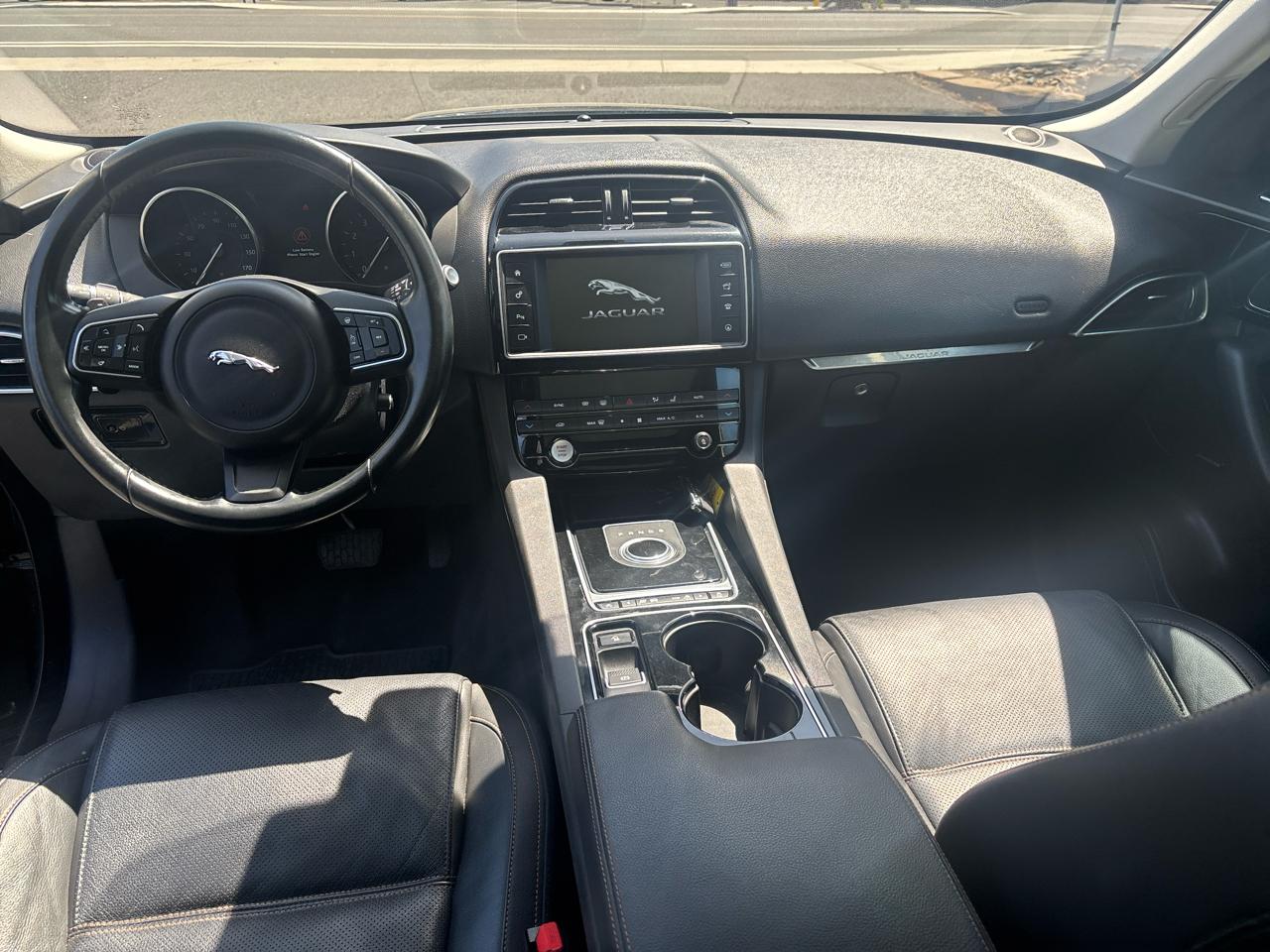 Jaguar F-Pace 35t Prestige 2017
