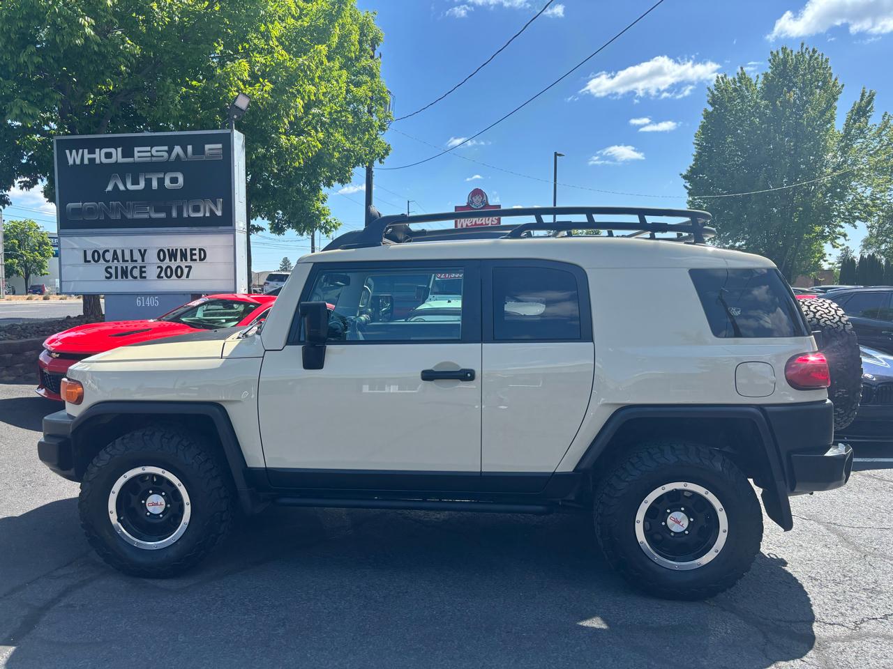 Toyota FJ Cruiser 4WD AT 2010