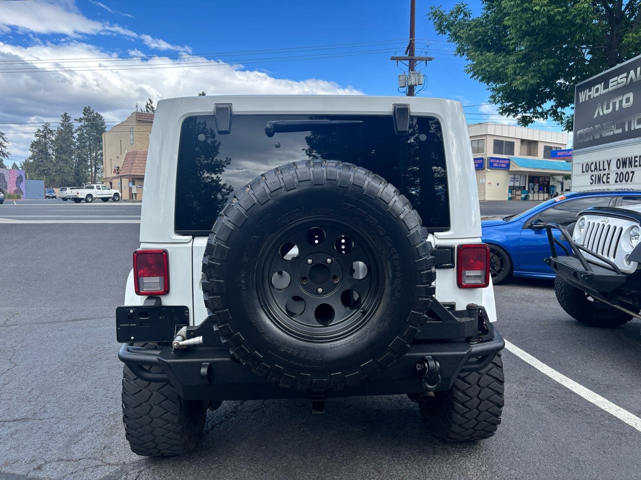 Jeep Wrangler Unlimited Sahara 4WD 2014