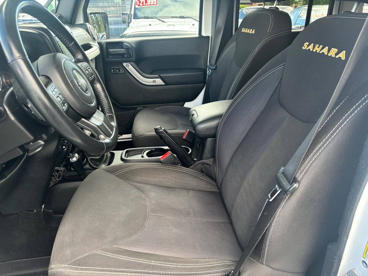 Jeep Wrangler Unlimited Sahara 4WD 2014