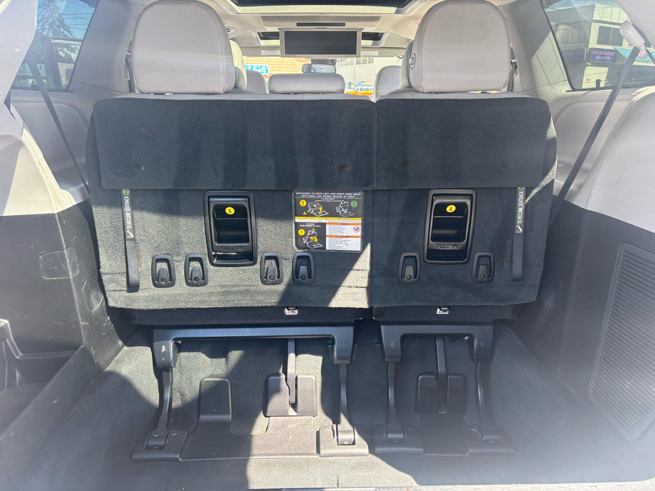 Toyota Sienna XLE 7-Passenger AWD 2019