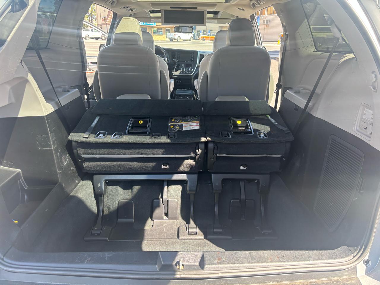 Toyota Sienna XLE 7-Passenger AWD 2019