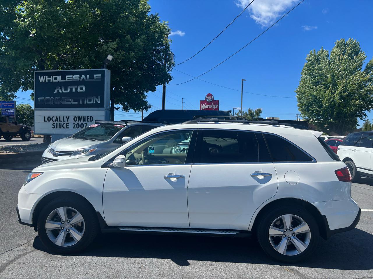 Acura MDX 6-Spd AT w/Tech and Entertainment Package 2011