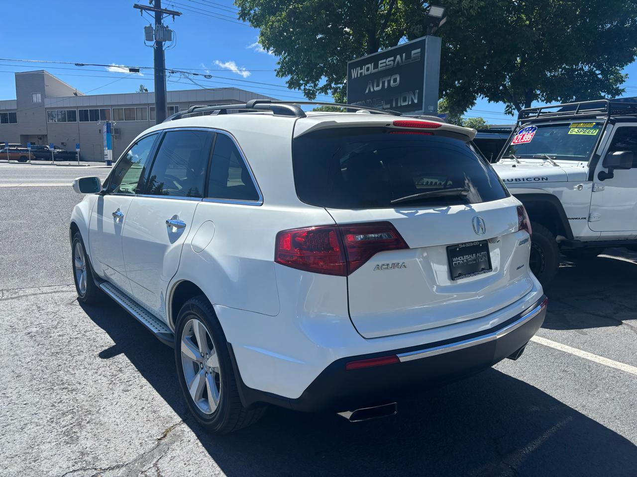 Acura MDX 6-Spd AT w/Tech and Entertainment Package 2011