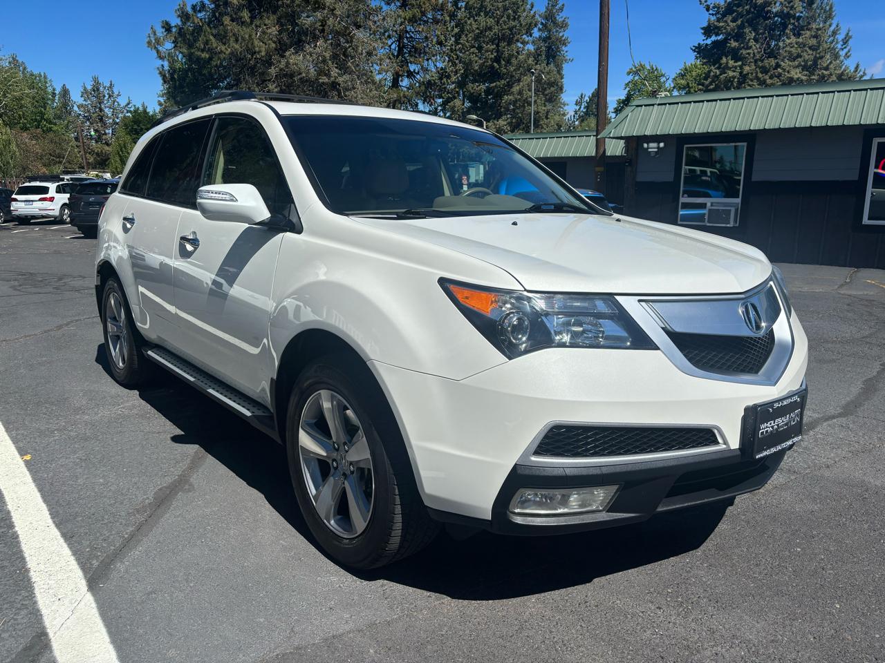Acura MDX 6-Spd AT w/Tech and Entertainment Package 2011