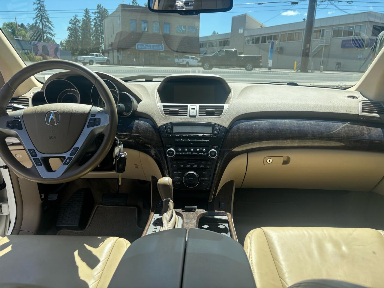 Acura MDX 6-Spd AT w/Tech and Entertainment Package 2011