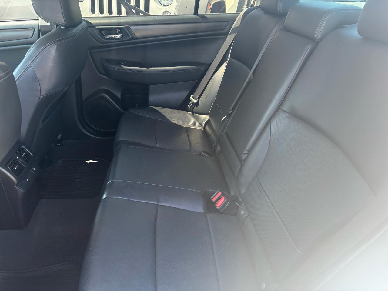 Subaru Legacy 2.5i Limited 2017