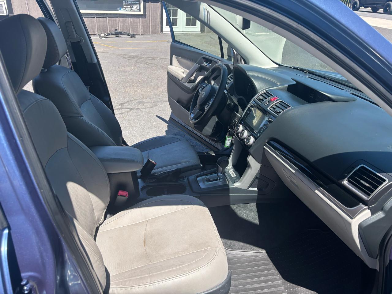 Subaru Forester 2.5i Limited 2017