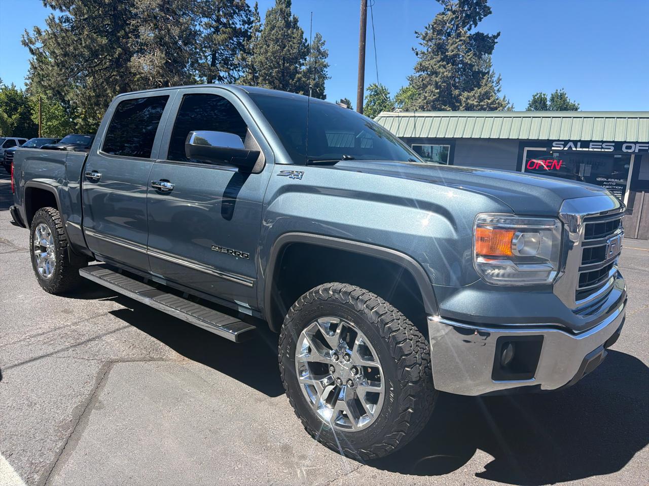 GMC Sierra 1500 4WD Crew Cab 147" SLT 2014