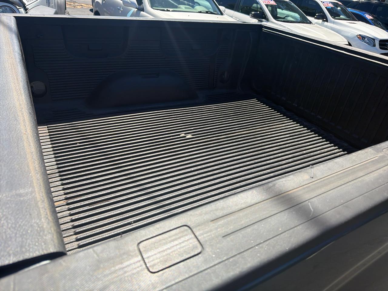 GMC Sierra 1500 4WD Crew Cab 147" SLT 2014