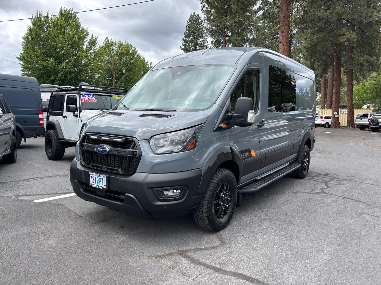 2023 Ford Transit 350 Van Med. Roof w/Sliding Pass. 148-in. WB