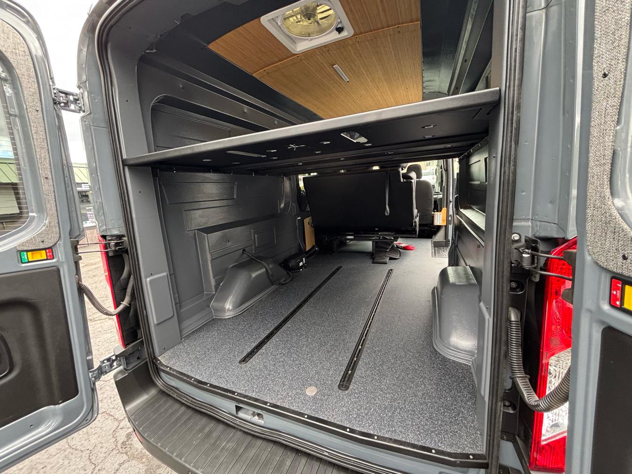 Ford Transit 350 Van Med. Roof w/Sliding Pass. 148-in. WB 2023