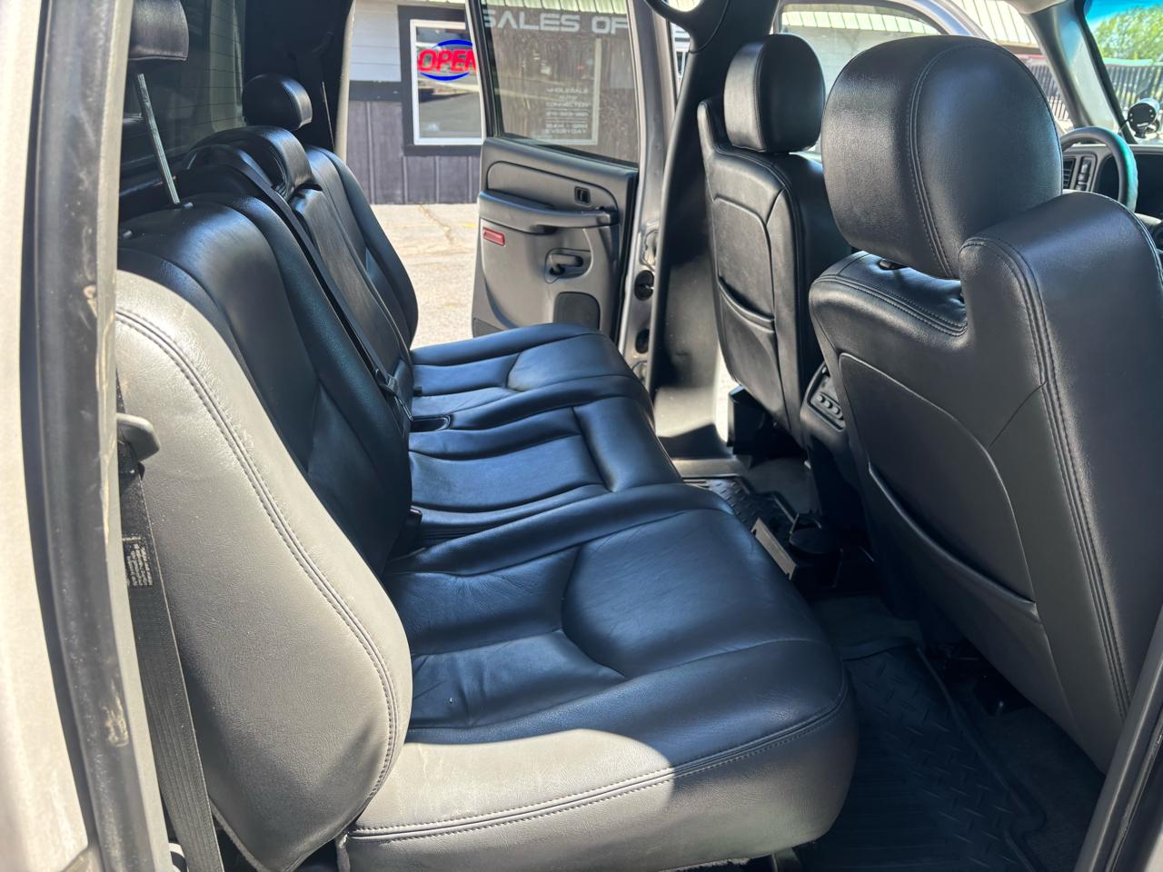 Chevrolet Silverado 2500HD 4WD Crew Cab 153" LT 2005