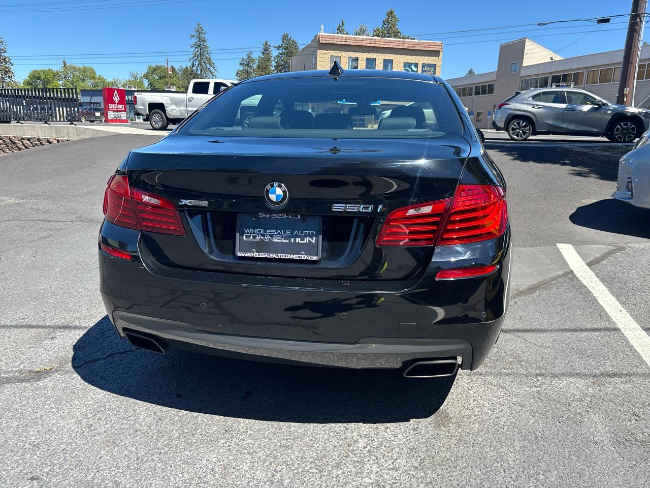 BMW 5-Series 550i xDrive 2014