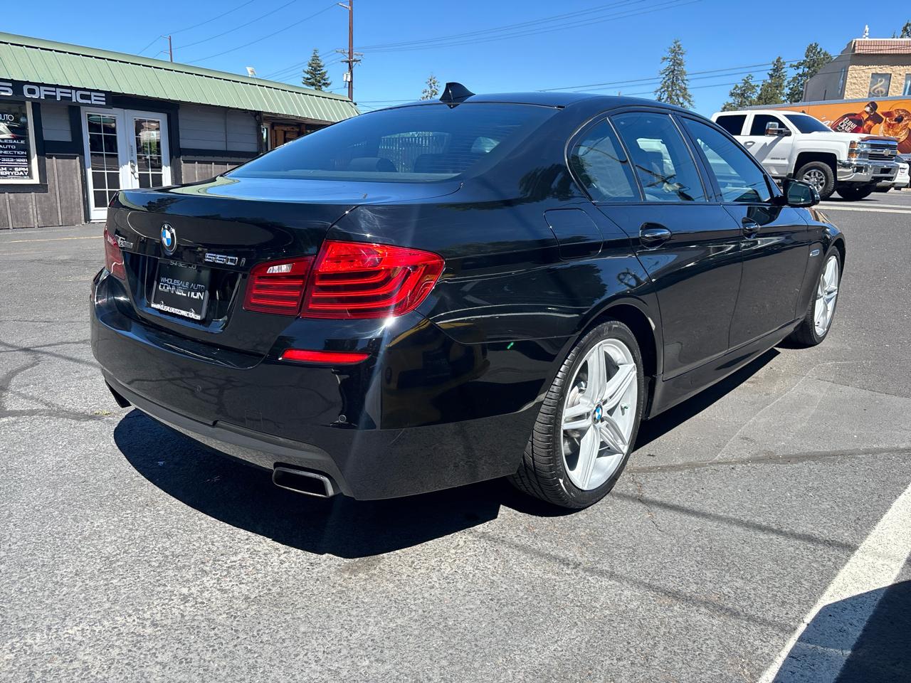 BMW 5-Series 550i xDrive 2014
