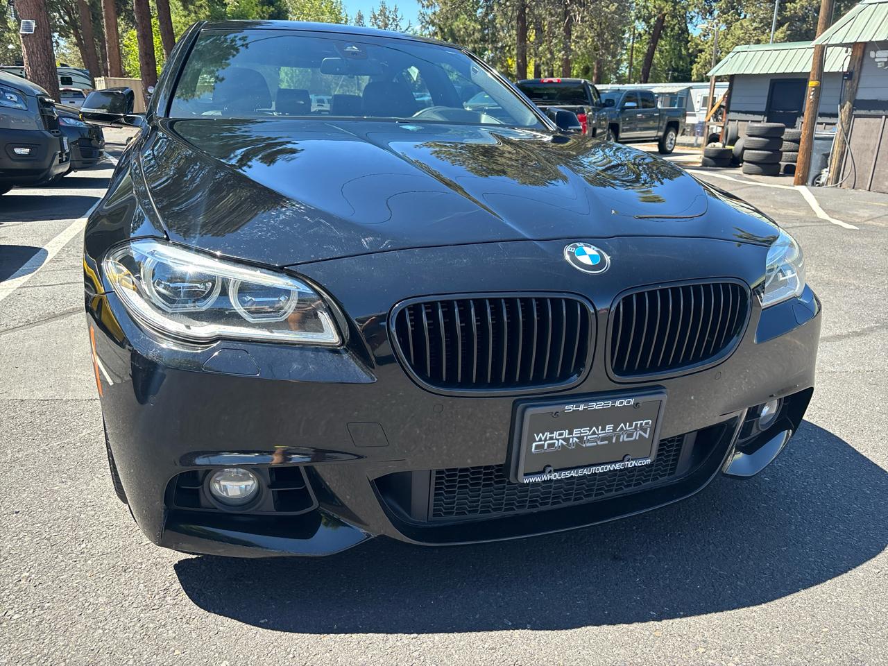 BMW 5-Series 550i xDrive 2014