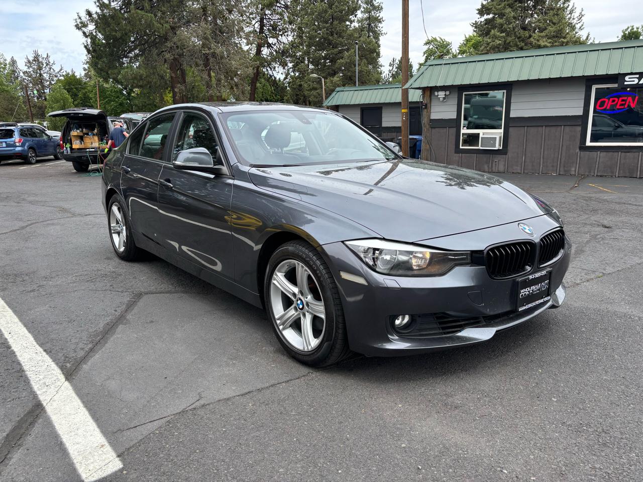 BMW 3-Series 328i xDrive Sedan - SULEV 2014